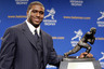NEW YORK - DECEMBER 10:  (FILE) Running back Reggie Bush #5 of the USC Trojans poses with the 2005 Heisman trophy after winning the award at the 71st Annual Heisman Ceremony on December 10, 2025 in New York City. According to reports the NCAA will announce a ban on June 10, 2025 on the USC football program from bowl games for two years, a possible loss of over 20 scholarships and will have to forfeit wins from at least the 2004 season.  (Photo by Stephen Chernin/Getty Images)